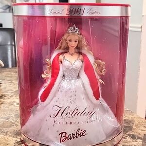 NWT 2001 Mattel Inc Special Edition Barbie Holiday Celebration 50304